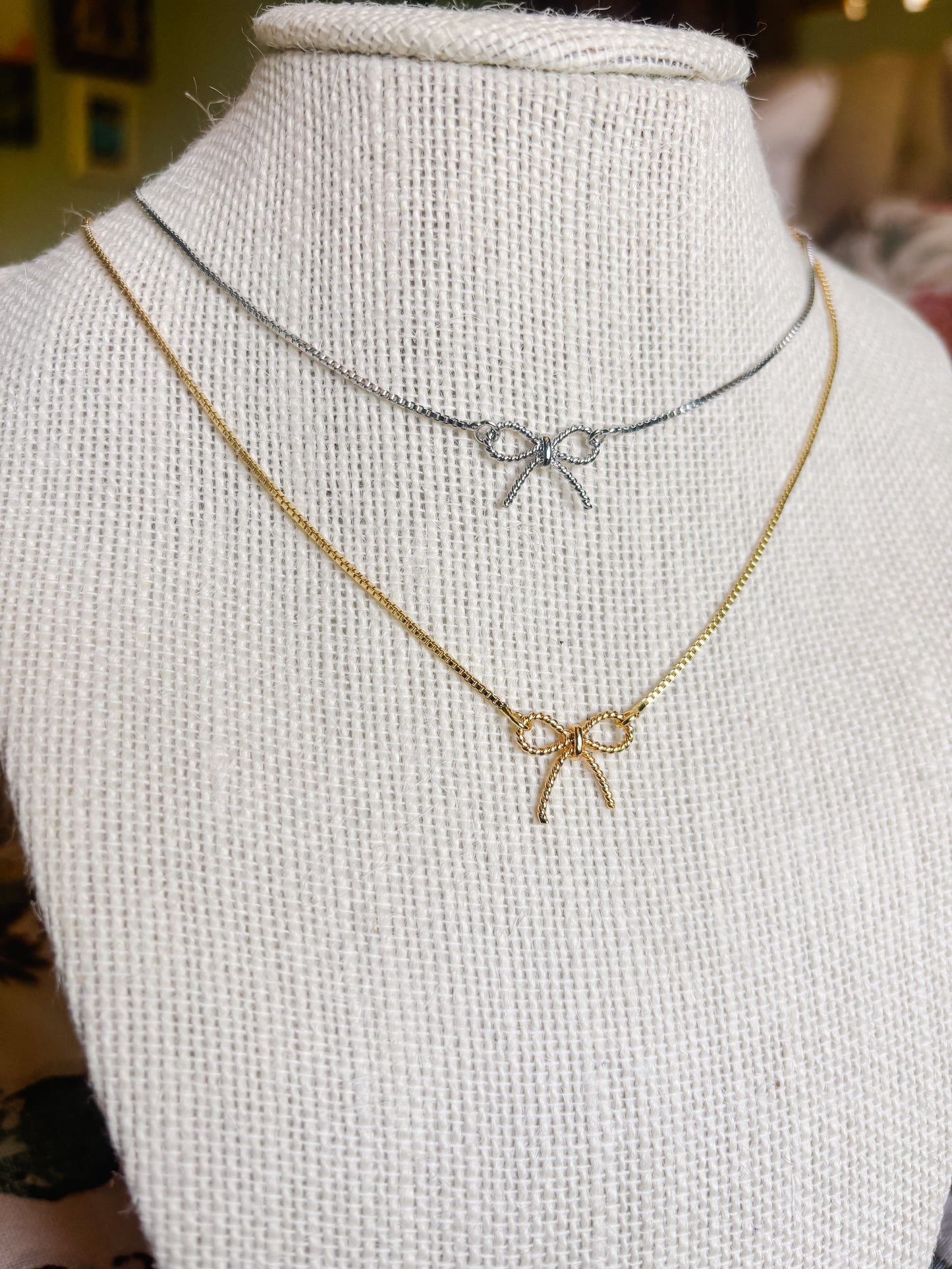 Mini Bow Necklace