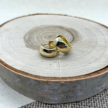 Load image into Gallery viewer, Chunky 18K Gold Filled Huggie Hoops
